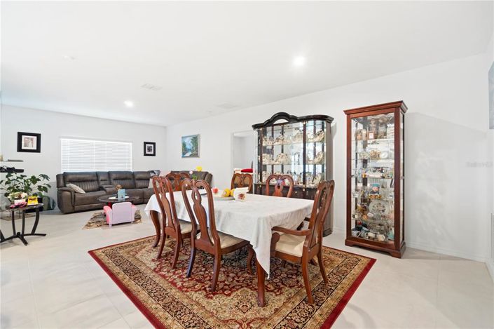 Image No.13-4 Bed Property for sale