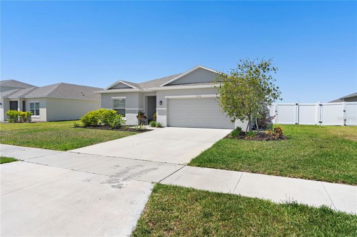 Image No.2-4 Bed Property for sale