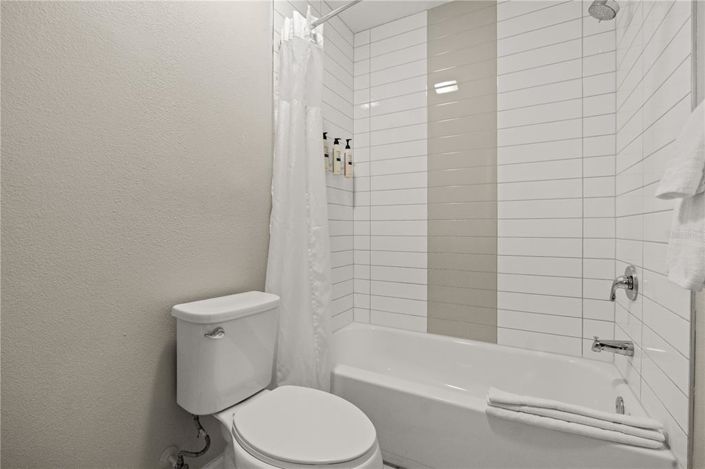 Image No.11-3 Bed Property for sale