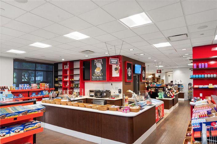 Image No.31-3 Bed Property for sale