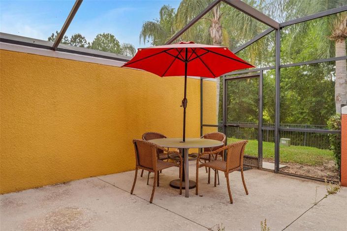 Image No.17-2 Bed Townhouse for sale