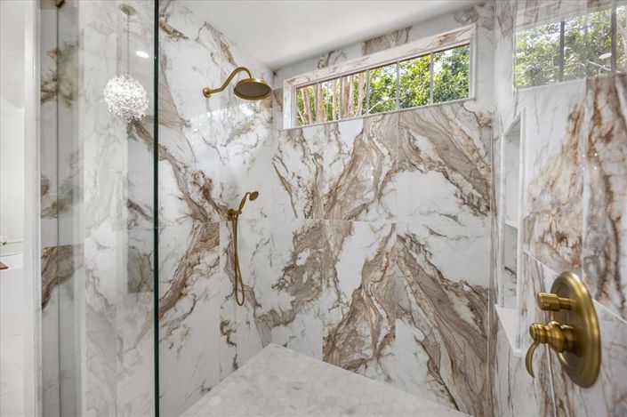 Image No.44-Propriété de 4 chambres à vendre à Windermere