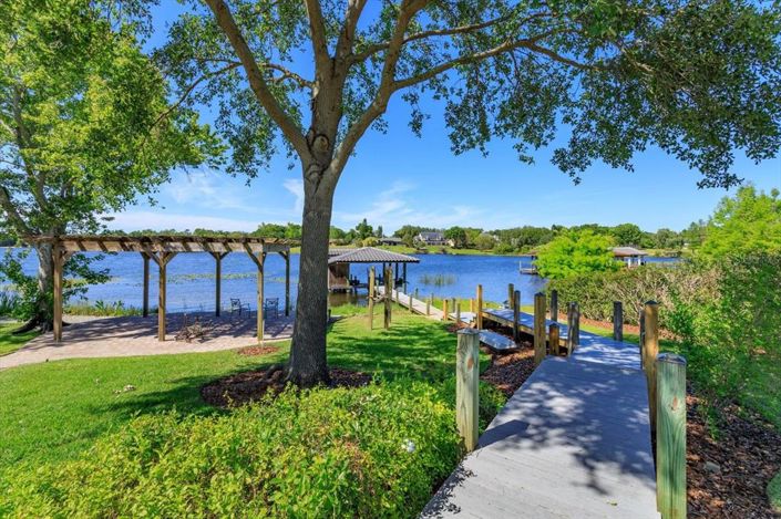 Image No.69-6 Bed Property for sale