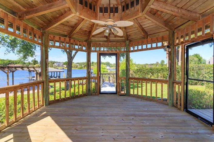 Image No.75-6 Bed Property for sale