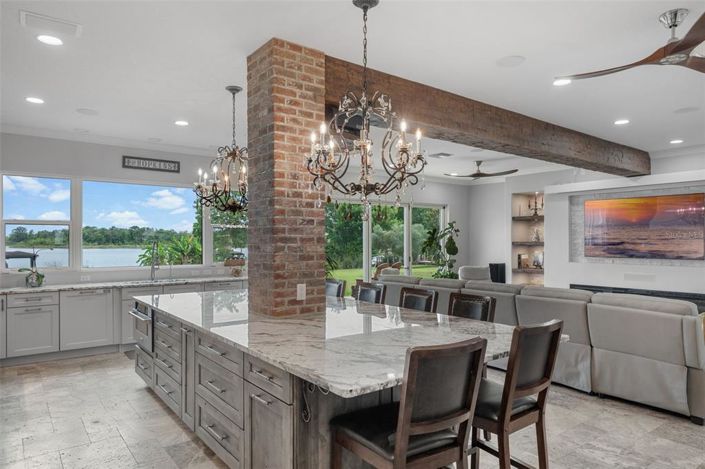 Image No.13-4 Bed Property for sale