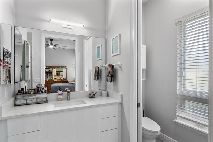 Image No.28-4 Bed Property for sale