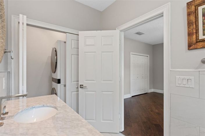 Image No.36-4 Bed Property for sale