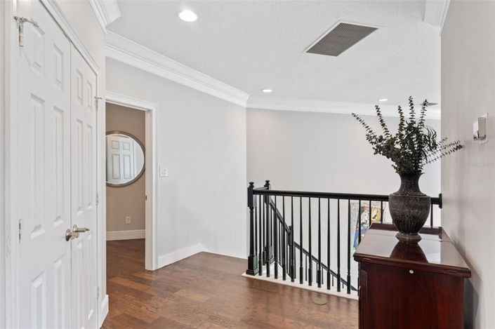 Image No.37-4 Bed Property for sale