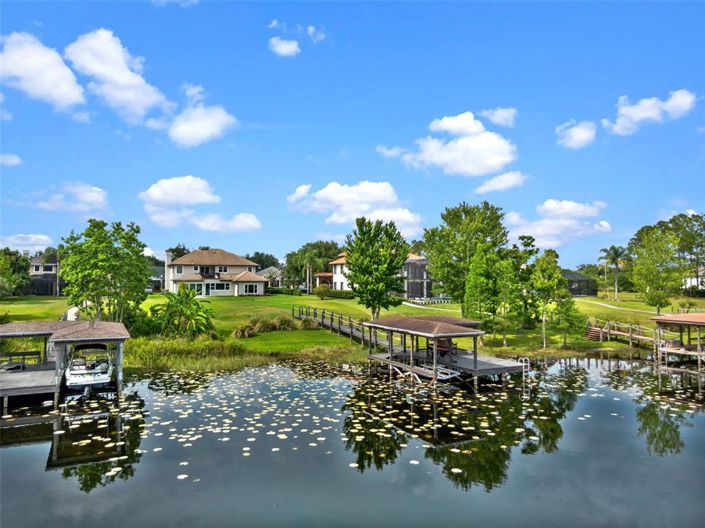 Image No.60-4 Bed Property for sale