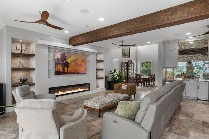 Image No.8-4 Bed Property for sale