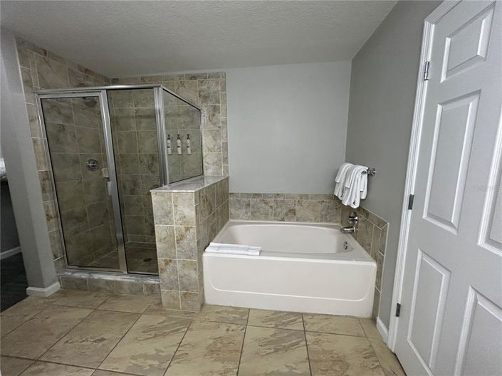 Image No.44-3 Bed Property for sale