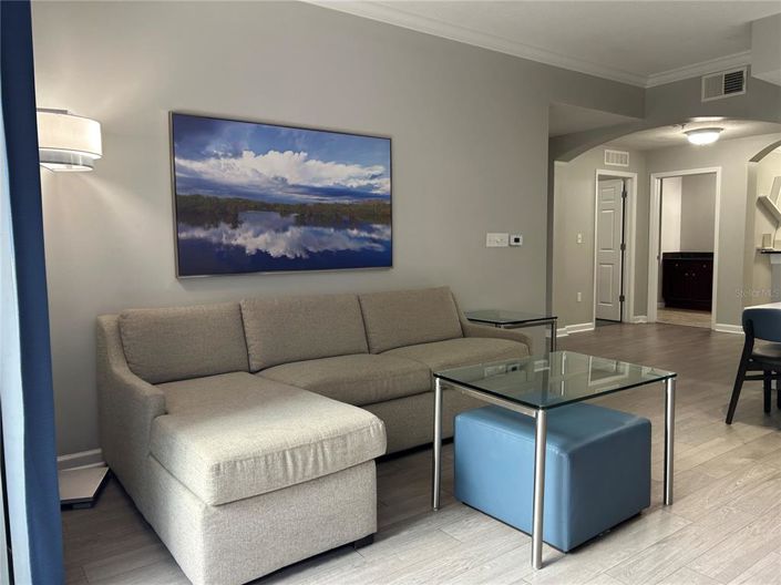 Image No.8-3 Bed Property for sale