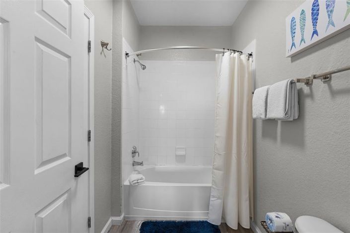 Image No.24-2 Bed Property for sale