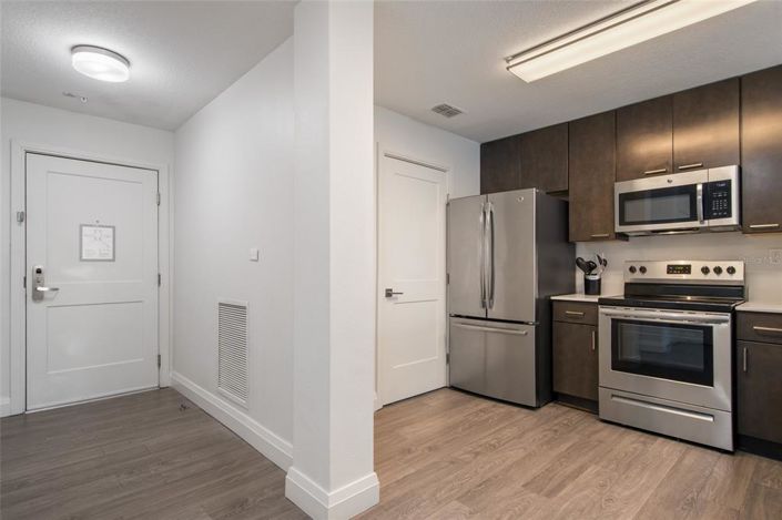 Image No.12-2 Bed Property for sale