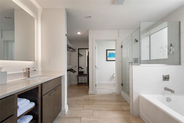 Image No.21-2 Bed Property for sale