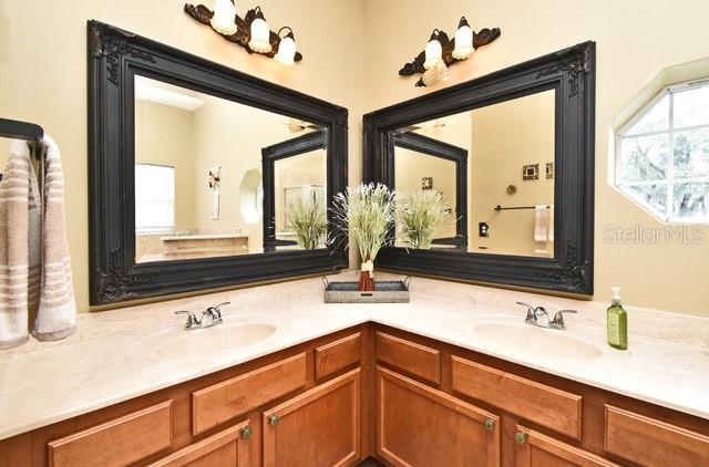 Image No.30-Propriété de 4 chambres à vendre à Windermere