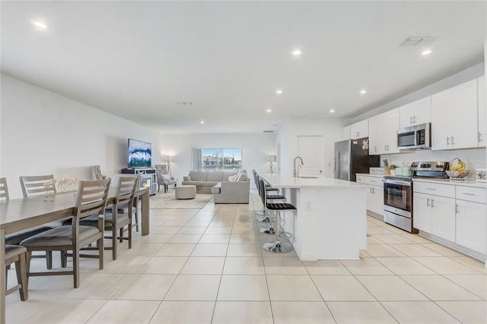 Image No.8-Propriété de 4 chambres à vendre à Kissimmee