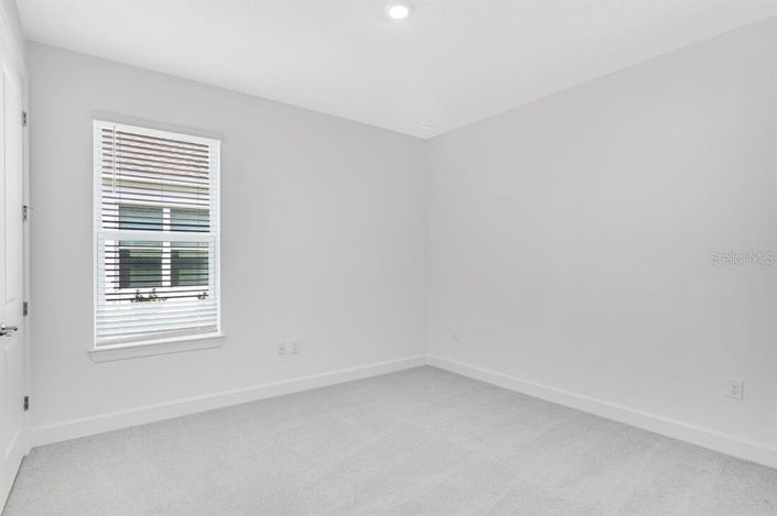 Image No.12-3 Bed Property for sale