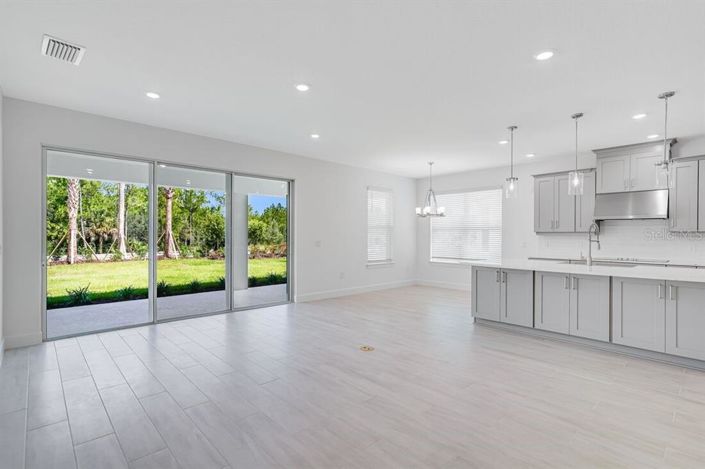 Image No.26-3 Bed Property for sale