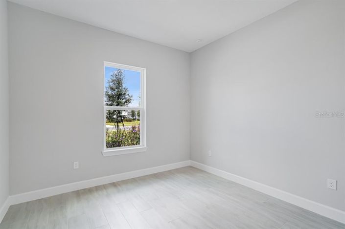 Image No.12-3 Bed Property for sale