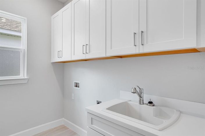 Image No.18-3 Bed Property for sale