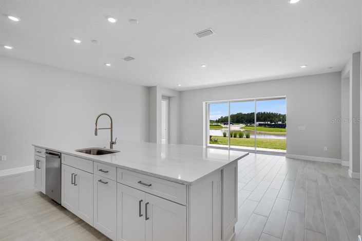 Image No.2-3 Bed Property for sale