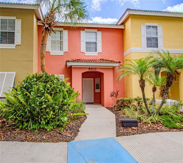 Image No.19-3 Bed Townhouse for sale