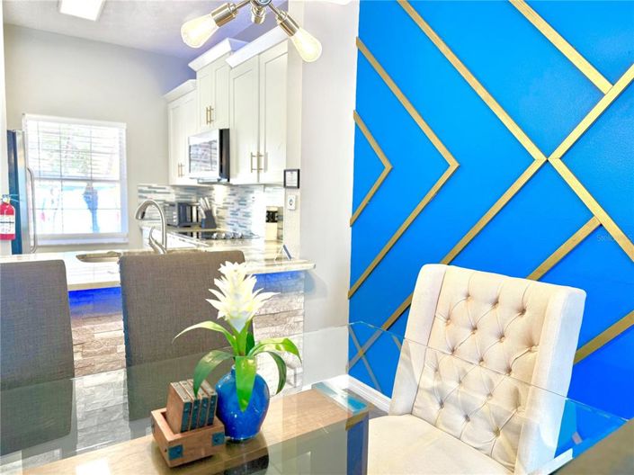 Image No.12-3 Bed Townhouse for sale