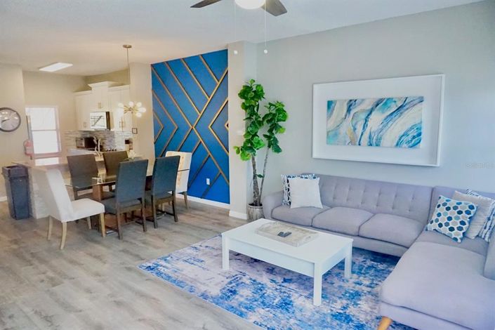 Image No.15-3 Bed Townhouse for sale