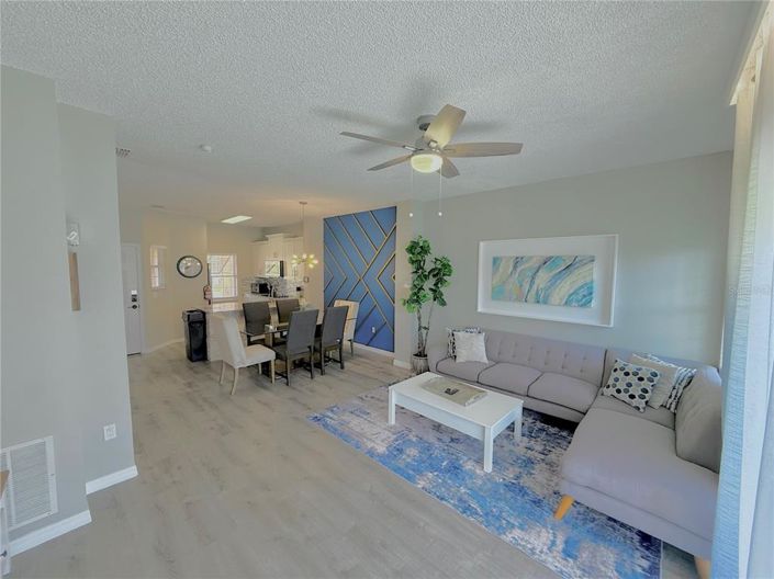 Image No.21-3 Bed Townhouse for sale