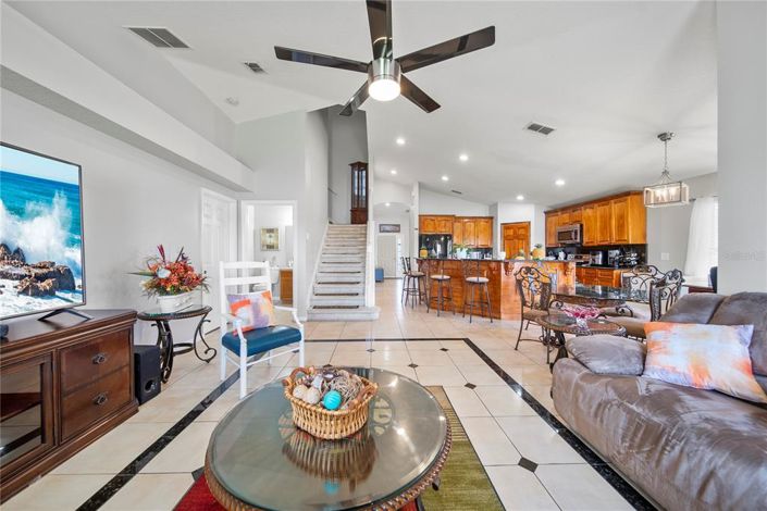 Image No.10-4 Bed Property for sale