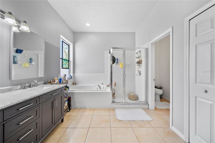 Image No.16-4 Bed Property for sale