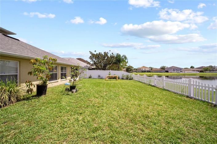 Image No.30-4 Bed Property for sale