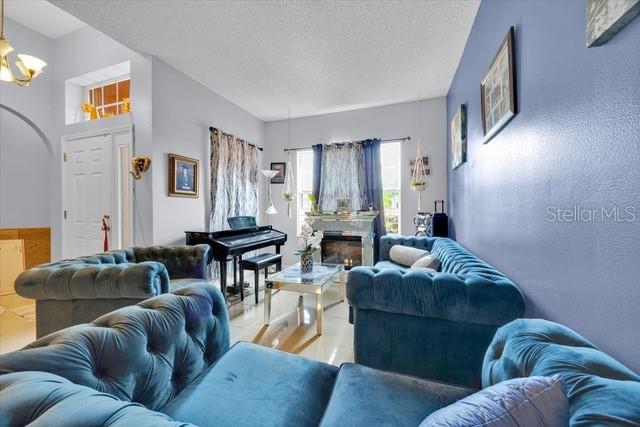 Image No.27-4 Bed Property for sale