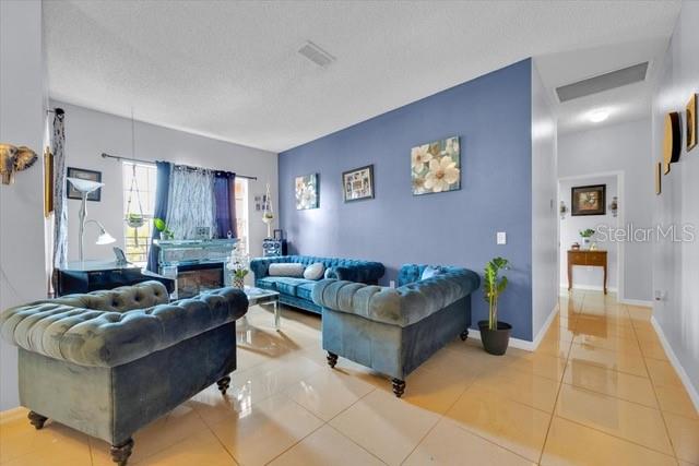 Image No.28-4 Bed Property for sale