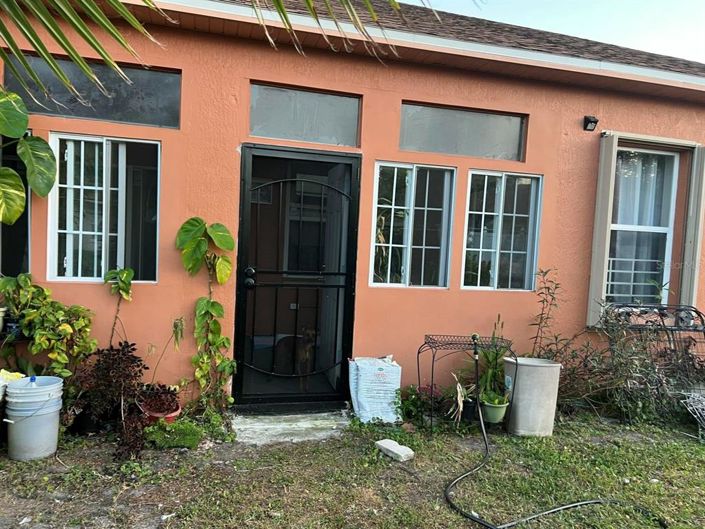 Image No.37-4 Bed Property for sale