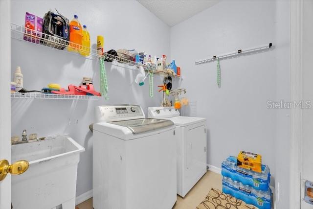 Image No.7-4 Bed Property for sale