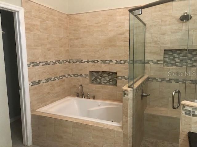 Image No.9-4 Bed Property for sale