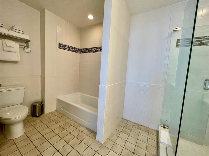 Image No.14-2 Bed Property for sale