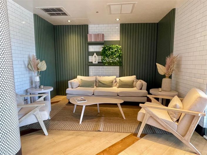 Image No.24-2 Bed Property for sale