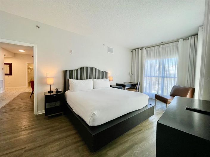 Image No.3-2 Bed Property for sale