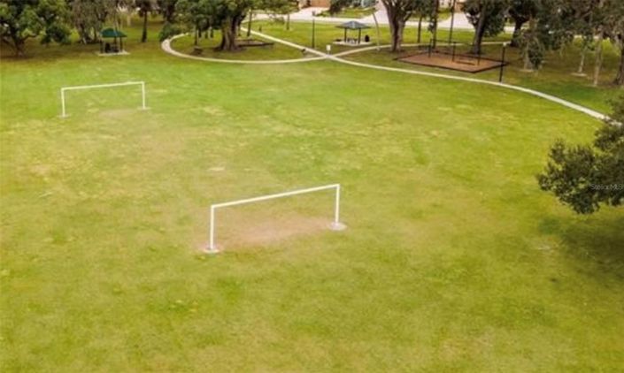 Image No.74-5 Bed Property for sale