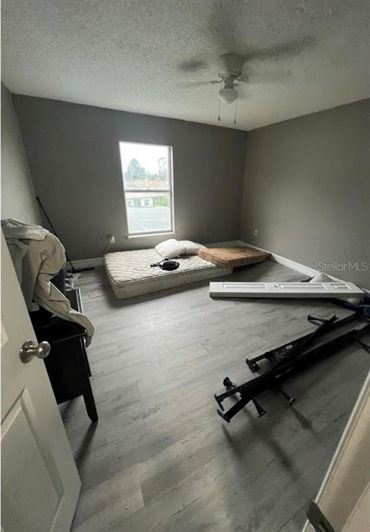 Image No.12-4 Bed Property for sale