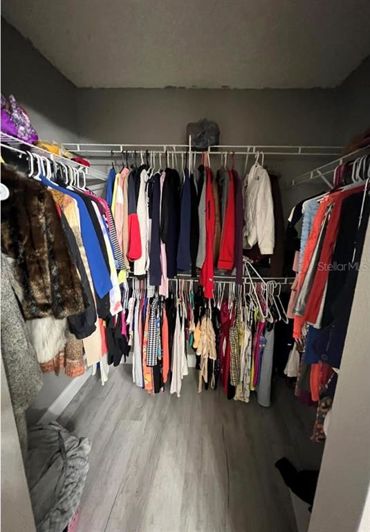 Image No.5-4 Bed Property for sale