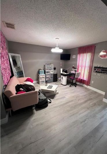 Image No.9-4 Bed Property for sale