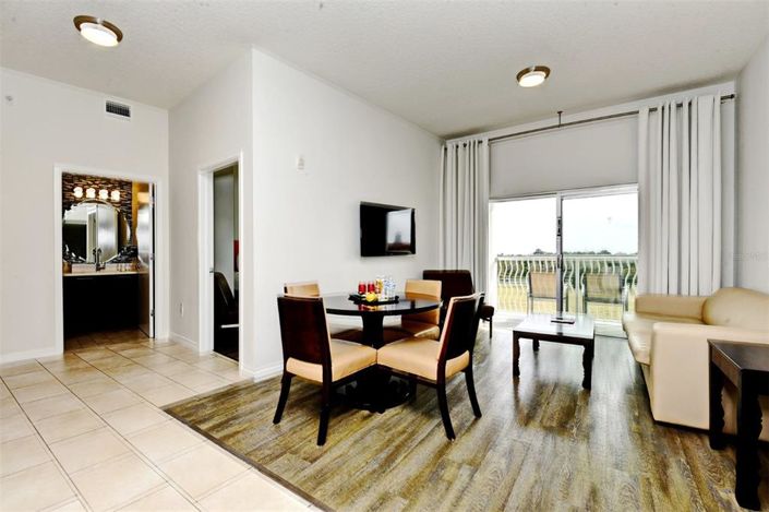 Image No.8-Propriété de 2 chambres à vendre à Celebration