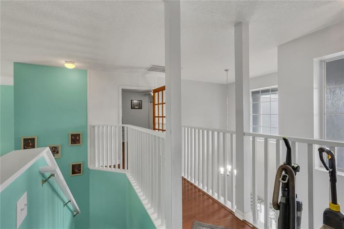 Image No.22-4 Bed Property for sale