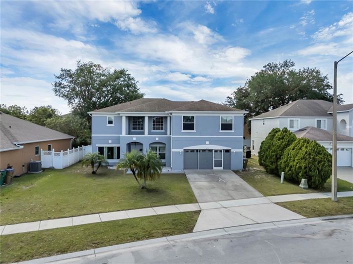 Image No.3-4 Bed Property for sale