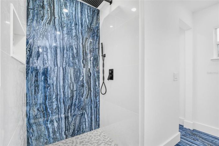 Image No.12-Propriété de 4 chambres à vendre à Kissimmee