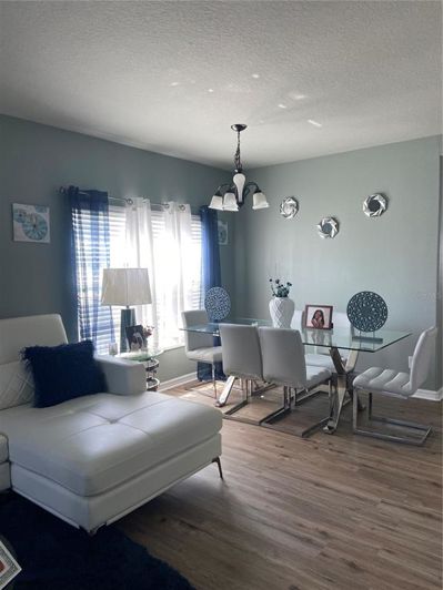 Image No.2-Propriété de 5 chambres à vendre à Kissimmee